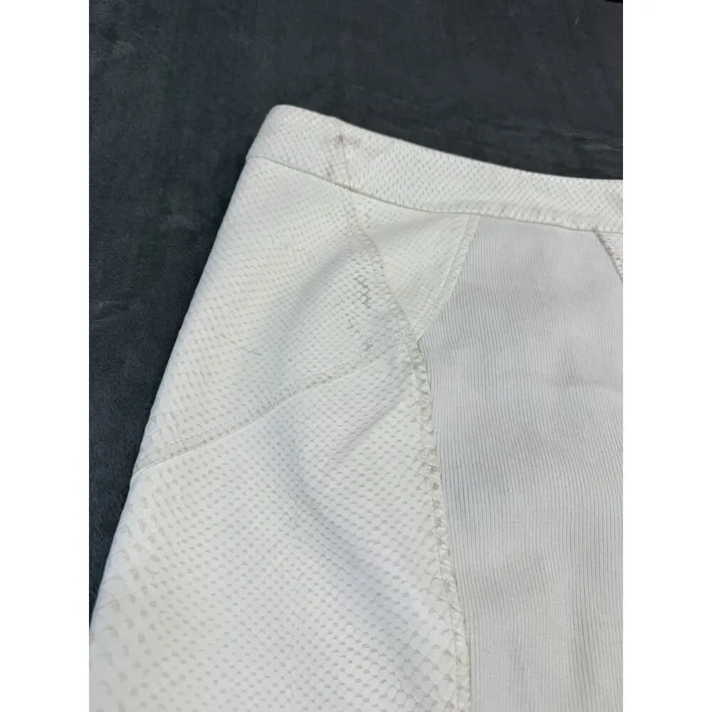 Yigal Azrouël Ivory Leather Skirt Size 8 Asymmetrical Zip Snake Texture